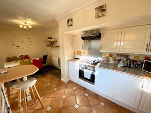 Kitchen/Diner- click for photo gallery